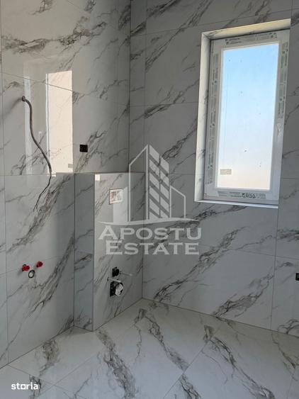 Casă cu 4 camere în Remetea Mare