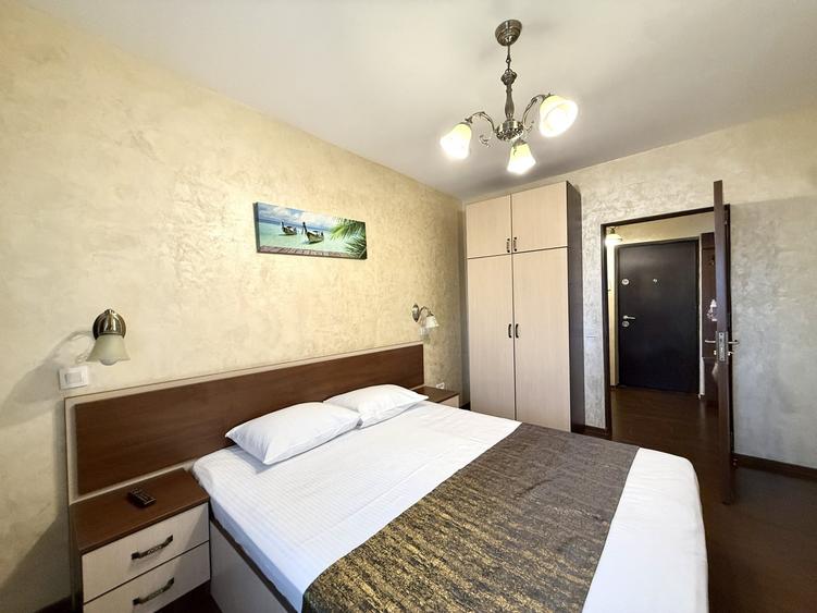 Apartament cu 3 camere decomandat, mobilat în Faleza Nord