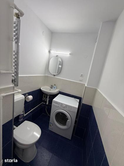 Apartament cu 3 camere decomandat în 13 Septembrie