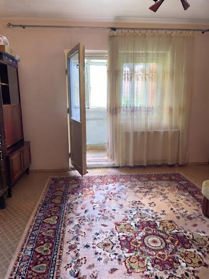 Apartament cu 2 camere decomandat în Lacul Tei