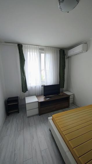 Garsonieră decomandată în Deve