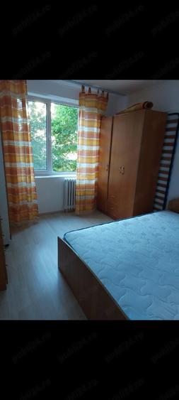 Apartament cu 2 camere semidecomandat în Berceni