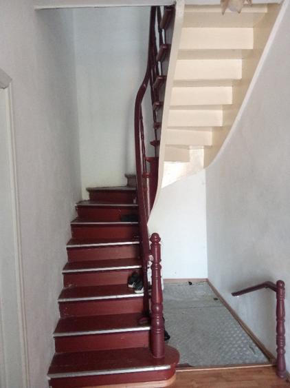 Casă cu 4 camere cu Teren 160 Mp în Central