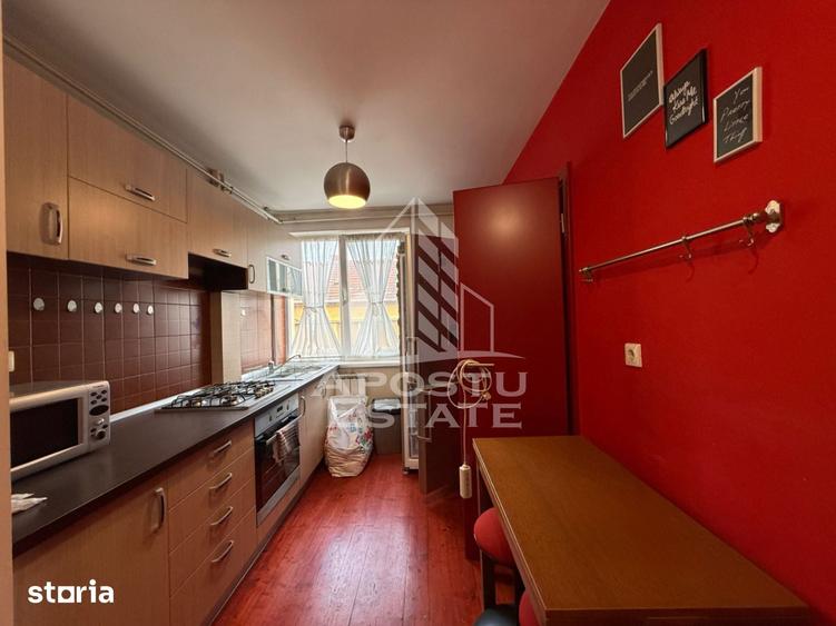 Apartament cu 2 camere semidecomandat în Ultracentral