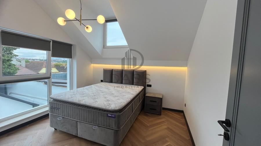 Apartament cu 3 camere semidecomandat, mobilat în Turnișor