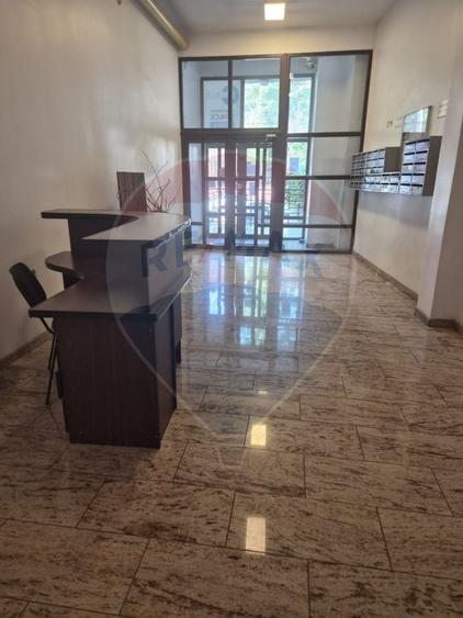 Spațiu comercial, de 675 mp, în Dudești