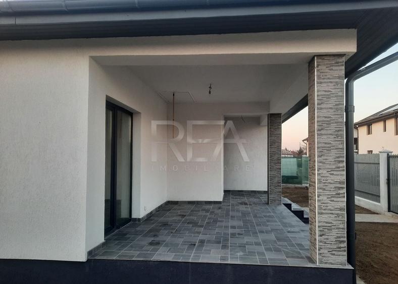 Casă individuală cu 3 camere cu Teren 350 Mp în Domnești