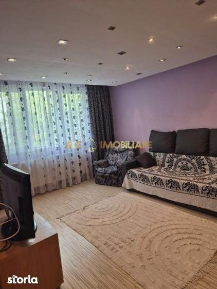 Apartament cu 3 camere, mobilat în Berceni