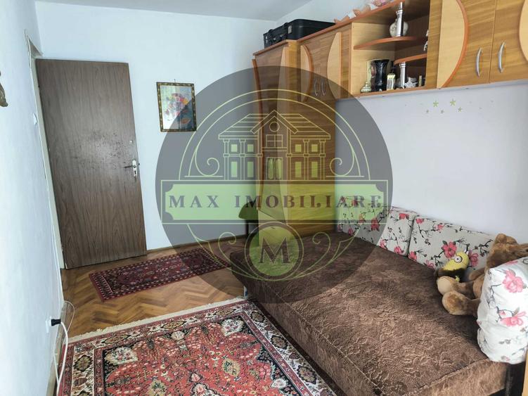 Apartament cu 3 camere decomandat în Nord