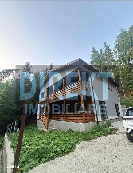 Casă cu Teren 1050 Mp în Central