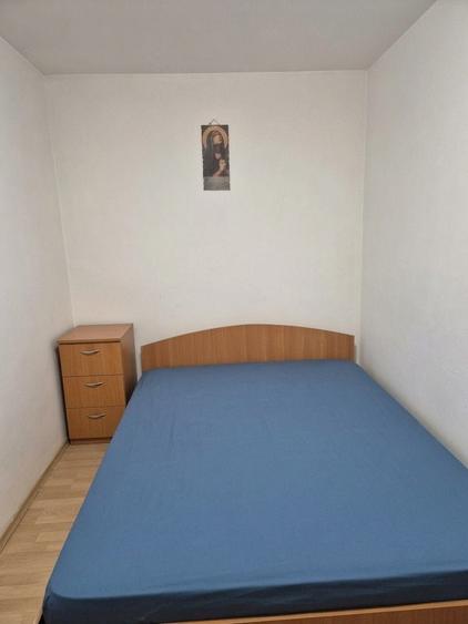 Apartament cu 2 camere nedecomandat în Malu Roșu