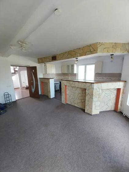 Casă cu Teren 300 Mp în Sânnicoară
