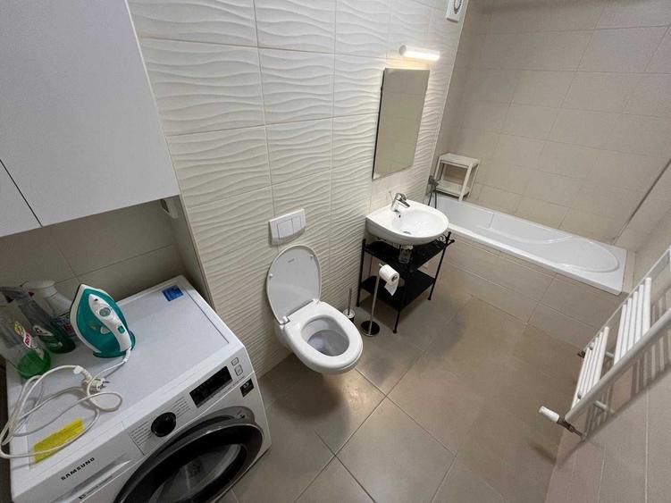 Garsonieră decomandată în Palazu Mare