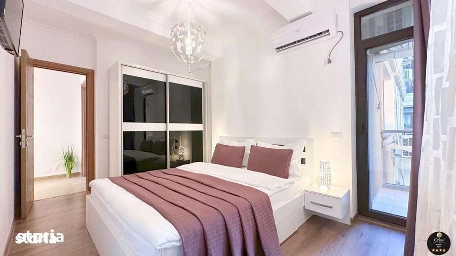 Apartament cu 3 camere decomandat în Cazino