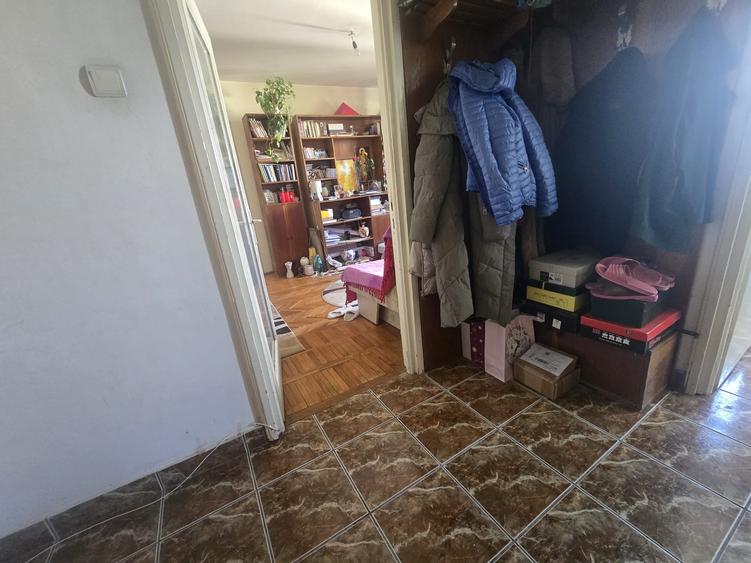 Apartament cu 2 camere semidecomandat, mobilat în Copou