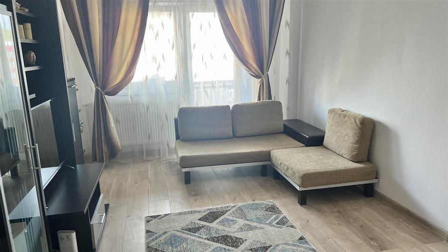Inchiriere 3 camere decomandat Racadau, etaj intermediar - 21