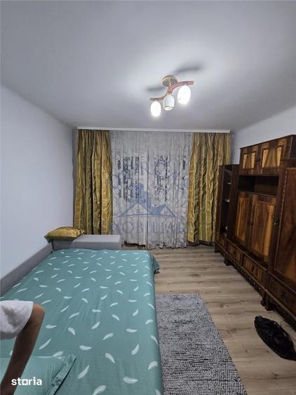 Garsonieră decomandată în Brazda lui Novac