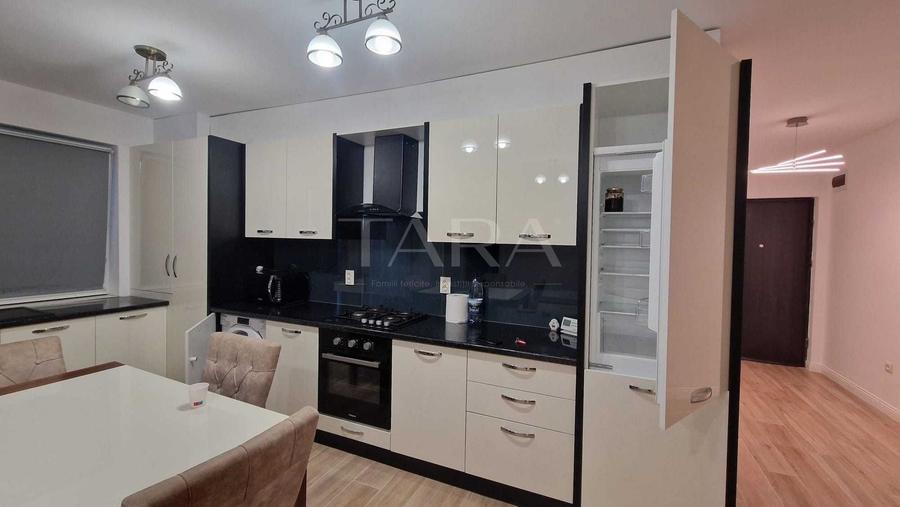 Apartament cu 2 camere semidecomandat în Sânnicoară
