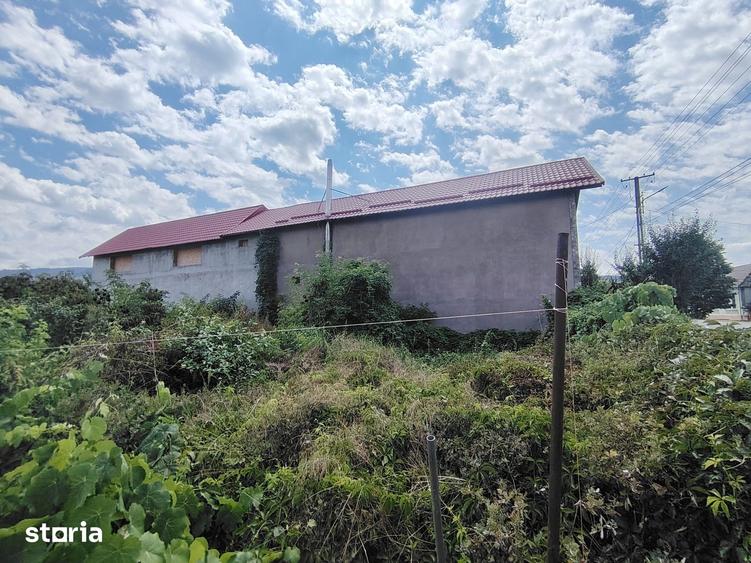 Teren de 900 mp, în Miniș