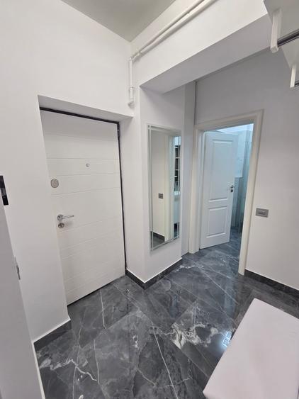 Apartament cu 2 camere semidecomandat în 13 Septembrie