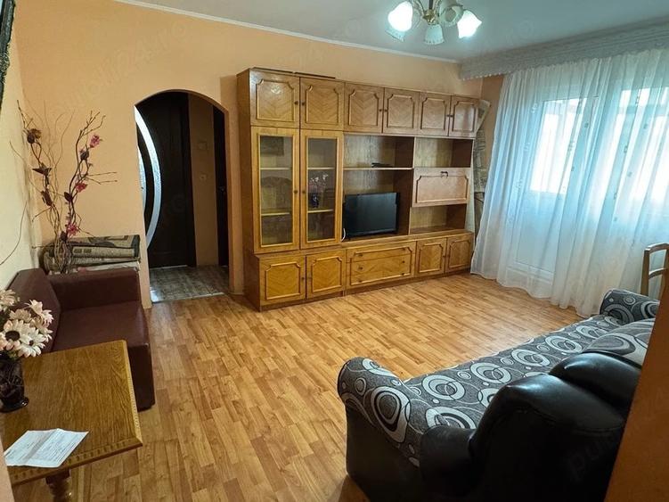 Apartament cu 2 camere semidecomandat în Exterior Vest