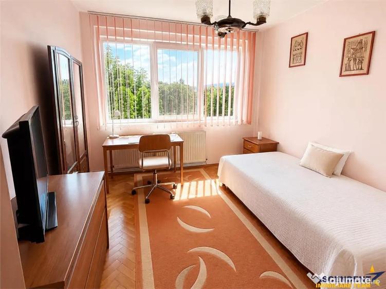 Apartament cu 3 camere decomandat în Central