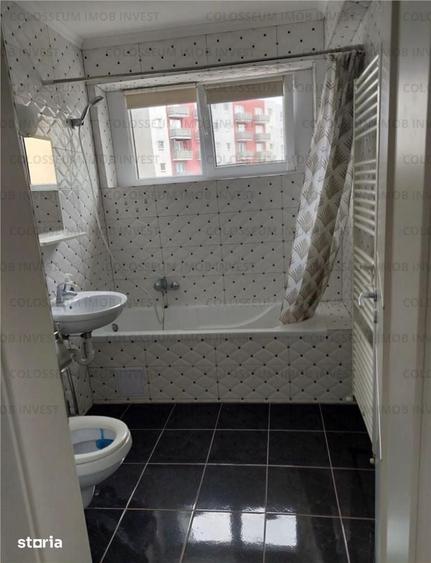 Apartament cu 3 camere decomandat în Bartolomeu