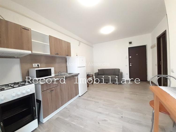Apartament 2 camere et.3, mobilat, parcare Floresti