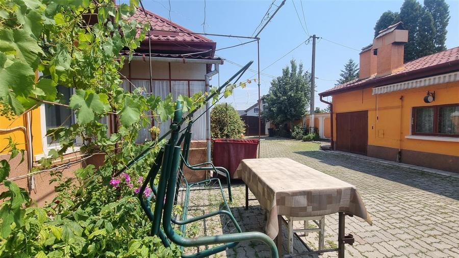Casa de 4 camere zona Stupini - 17