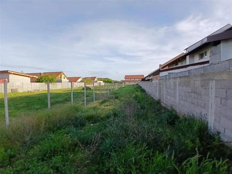 Teren intravilan de 525 mp, în Sântandrei