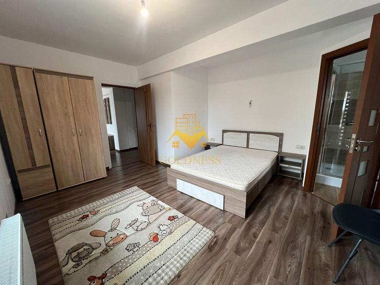 Apartament cu 3 camere decomandat, mobilat în Borhanci