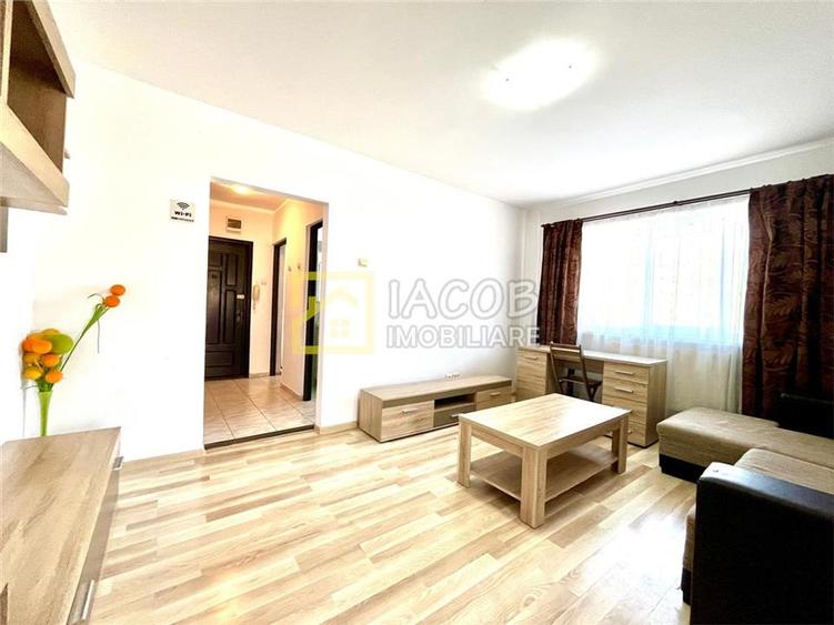 Apartament cu 2 camere nedecomandat, mobilat în Ultracentral