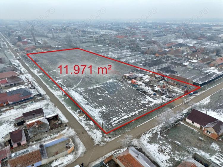Teren de 11971 mp, în Șimand