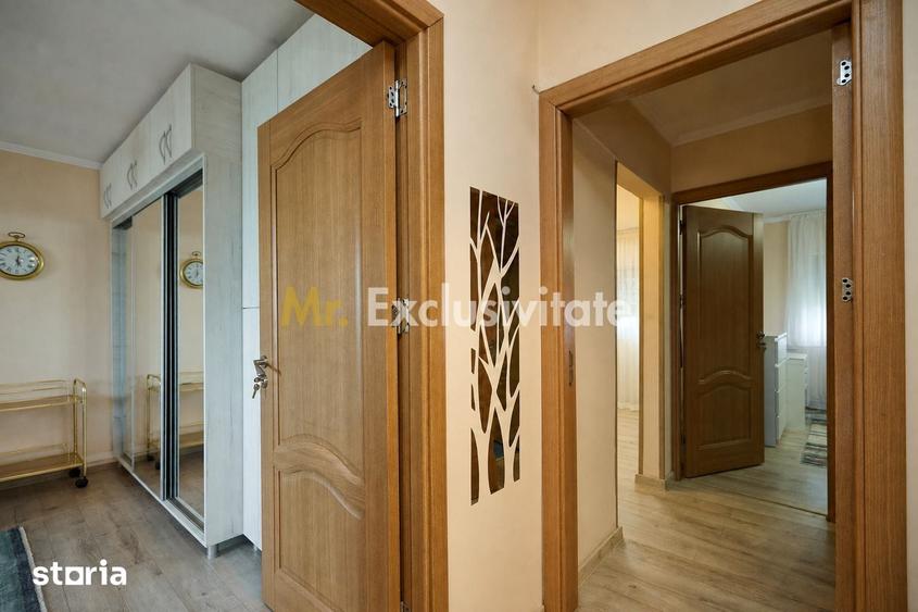 Apartament cu 3 camere decomandat în Central