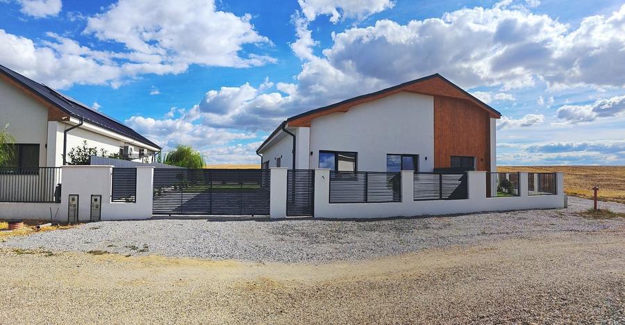 Casă cu 4 camere cu Teren 400 Mp în Calea Aradului