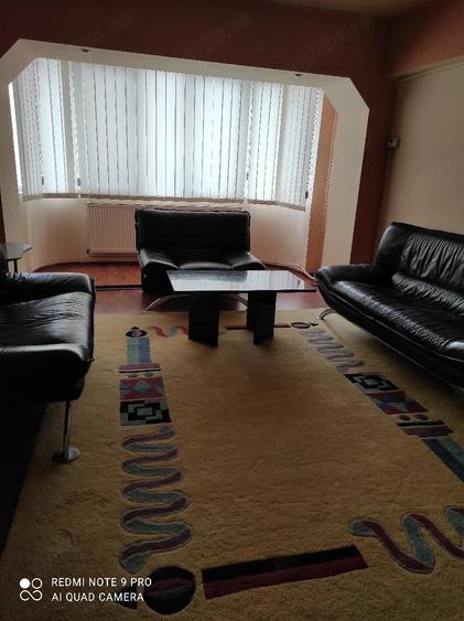 Apartament cu 2 camere decomandat în 22 Decembrie