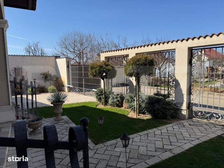 Casă cu 3 camere în Rontău