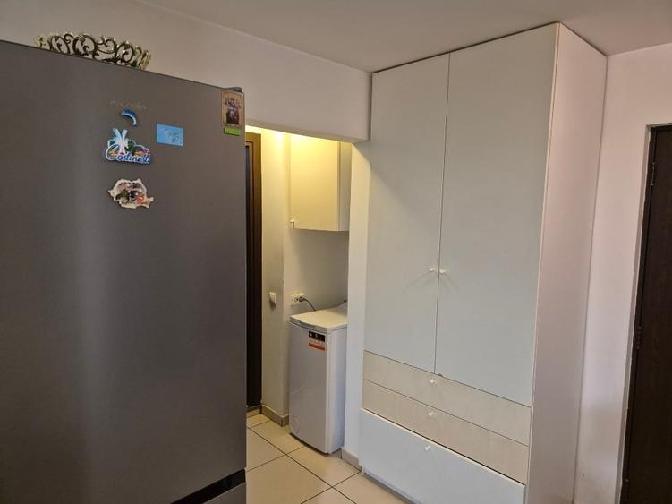 Apartament cu 2 camere decomandat, mobilat în Sebastian