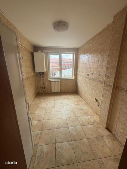 Apartament cu 3 camere în Ultracentral