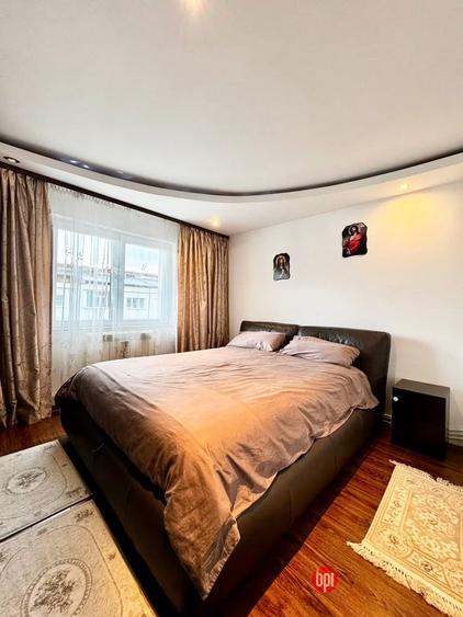 Apartament cu 3 camere decomandat în Fălticeni