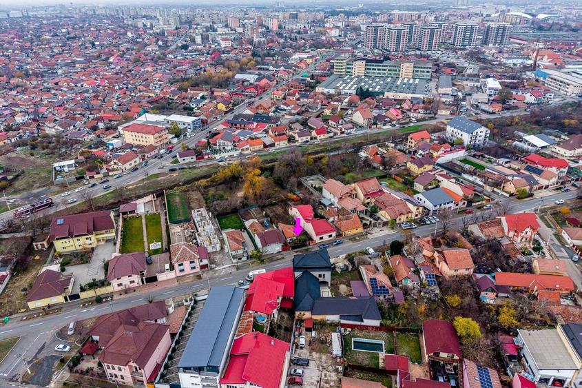 Teren Construcții intravilan de 461 mp, în Pârneava