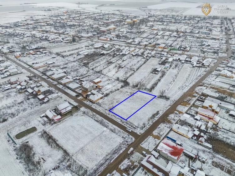 Teren de 1247 mp, în Tisa