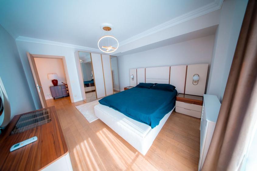 Penthouse cu 6 camere în Floreasca