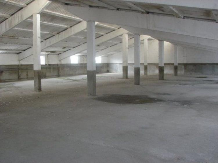 Spațiu industrial, de 1,200 mp, în Aeroport