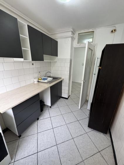 Apartament cu 2 camere semidecomandat în Republicii