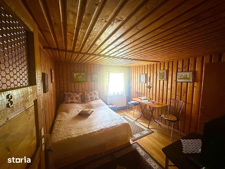 Casă cu 6 camere cu Teren 417 Mp în Clăbucet