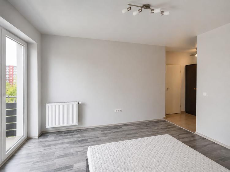 Apartament cu 3 camere decomandat în Avantgarden