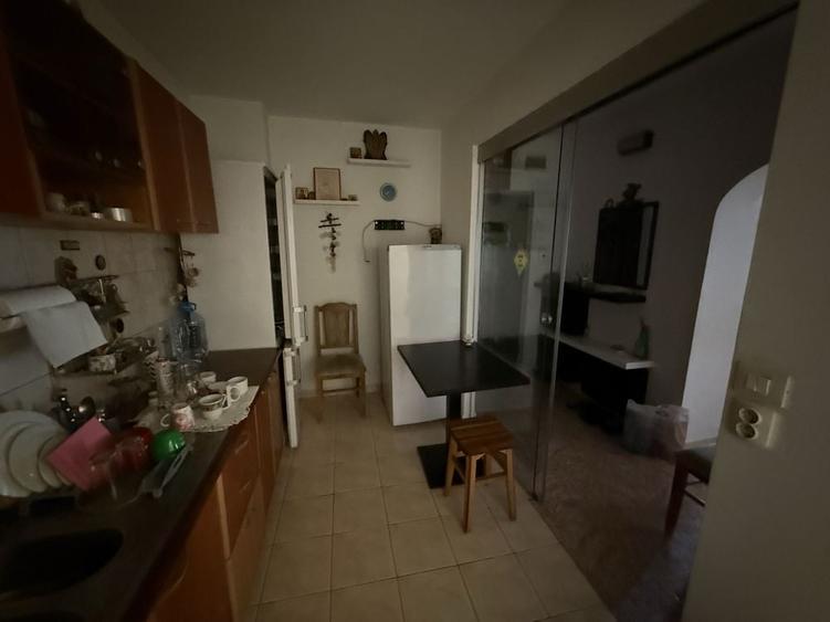 Apartament 3 camere Lacul Tei - 3