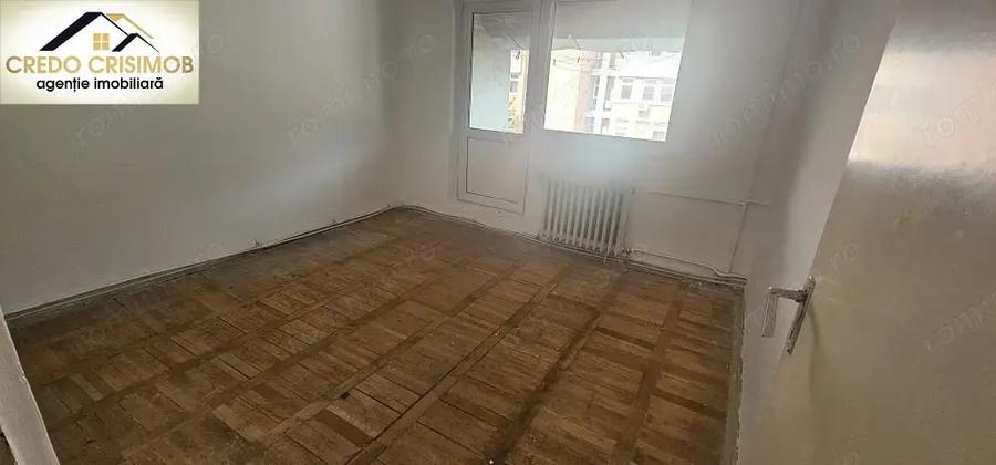 Apartament cu 3 camere decomandat în Luncă