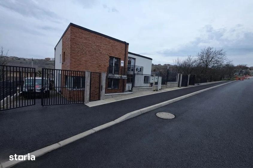 Casă cu 6 camere cu Teren 300 Mp în Apahida